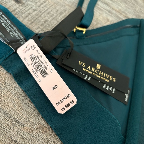 • NWT! [Victoria’s Secret] Boustier • - Picture 11 of 11